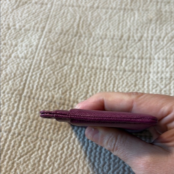🔹️Tory Burch🔹️ Preloved Purple Card Holder (With Wear) - Picture 8 of 11
